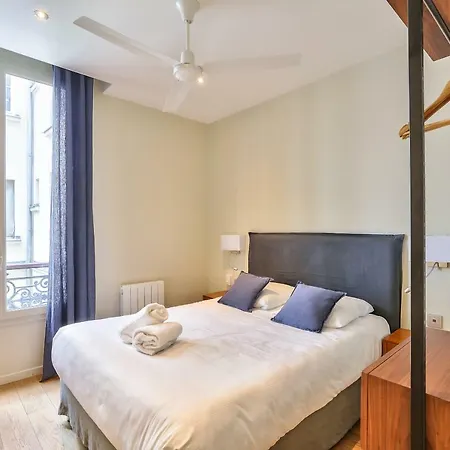 71 - Amazing In Le Marais
