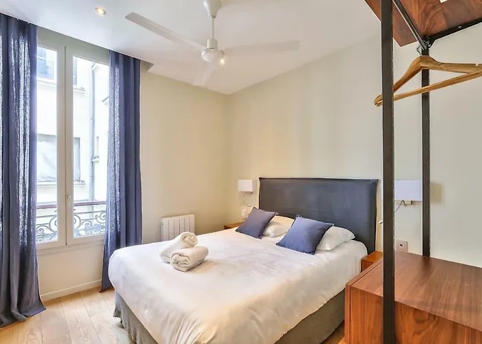 71 - Amazing In Le Marais
